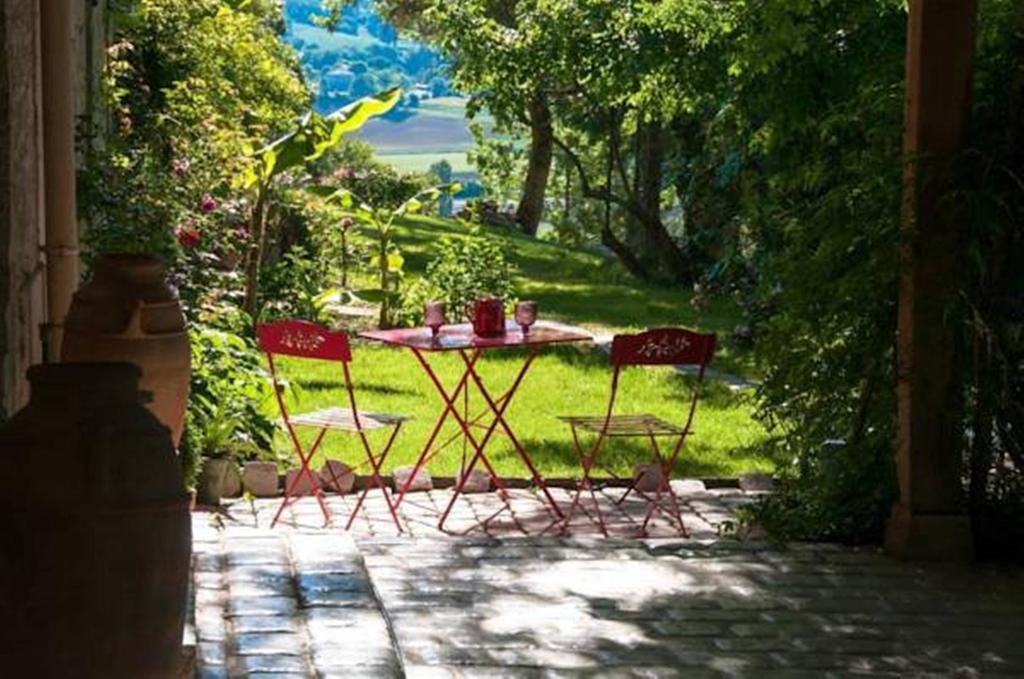 Auberge Du Canabal Lauzerte Zewnętrze zdjęcie